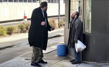 Rich Man Mocked Beggar Who Stood up for Old Lady — The Next Day, He Was on His Knees Begging the Homeless Man for Forgiveness